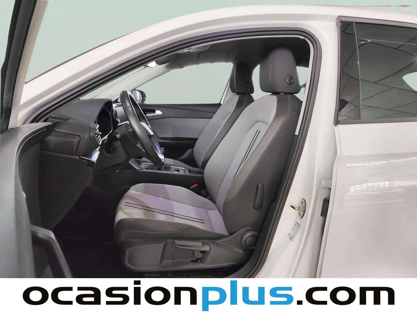 Foto asientos delanteros Seat León Seat León 1.5 TSI S&S Style XL (130 CV)