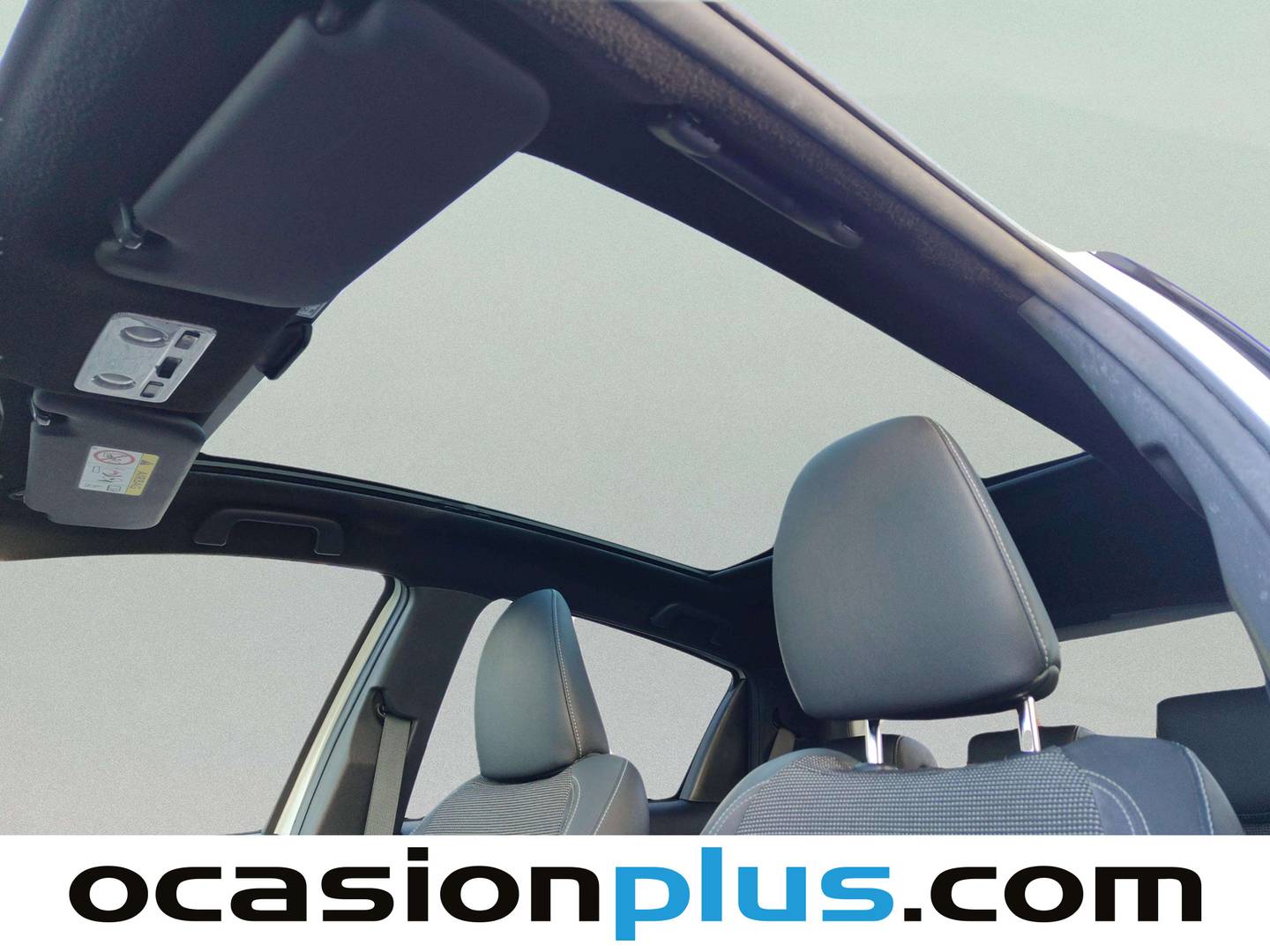 Extras y acabados del Toyota Yaris Toyota Yaris 1.5 100H Advance (100 CV)