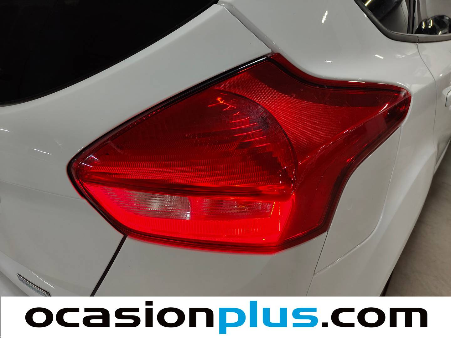 Ford Focus Ford Focus 1.5 Ecoboost ST-Line Black&Red (182 CV) gasolina