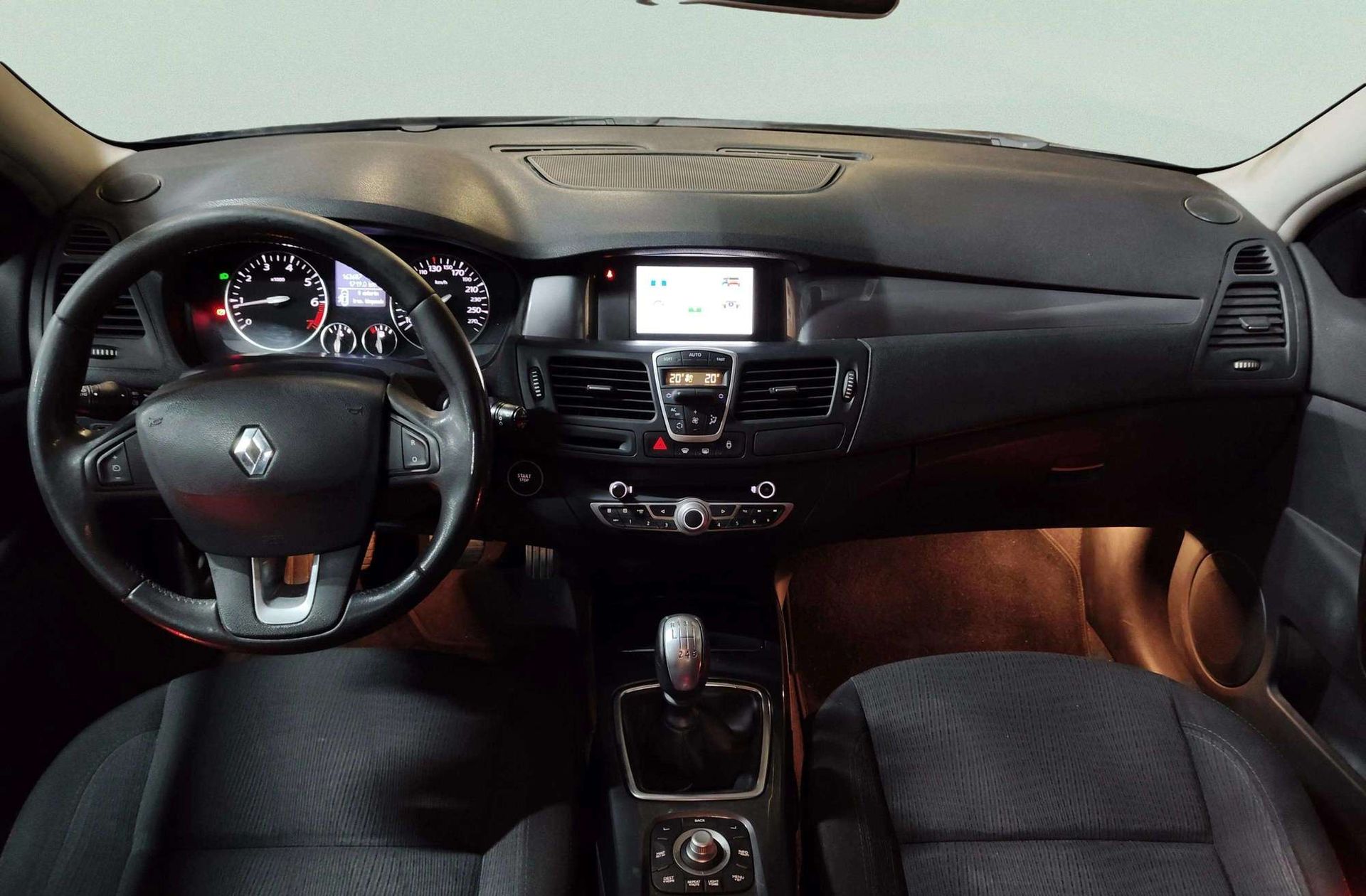 Renault Laguna 2.0 Expression TomTom - foto 6