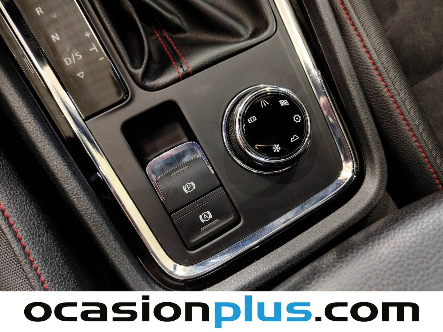 Equipamiento del Seat Ateca Seat Ateca 2.0 TSI S&S FR 4Drive DSG (190 CV)