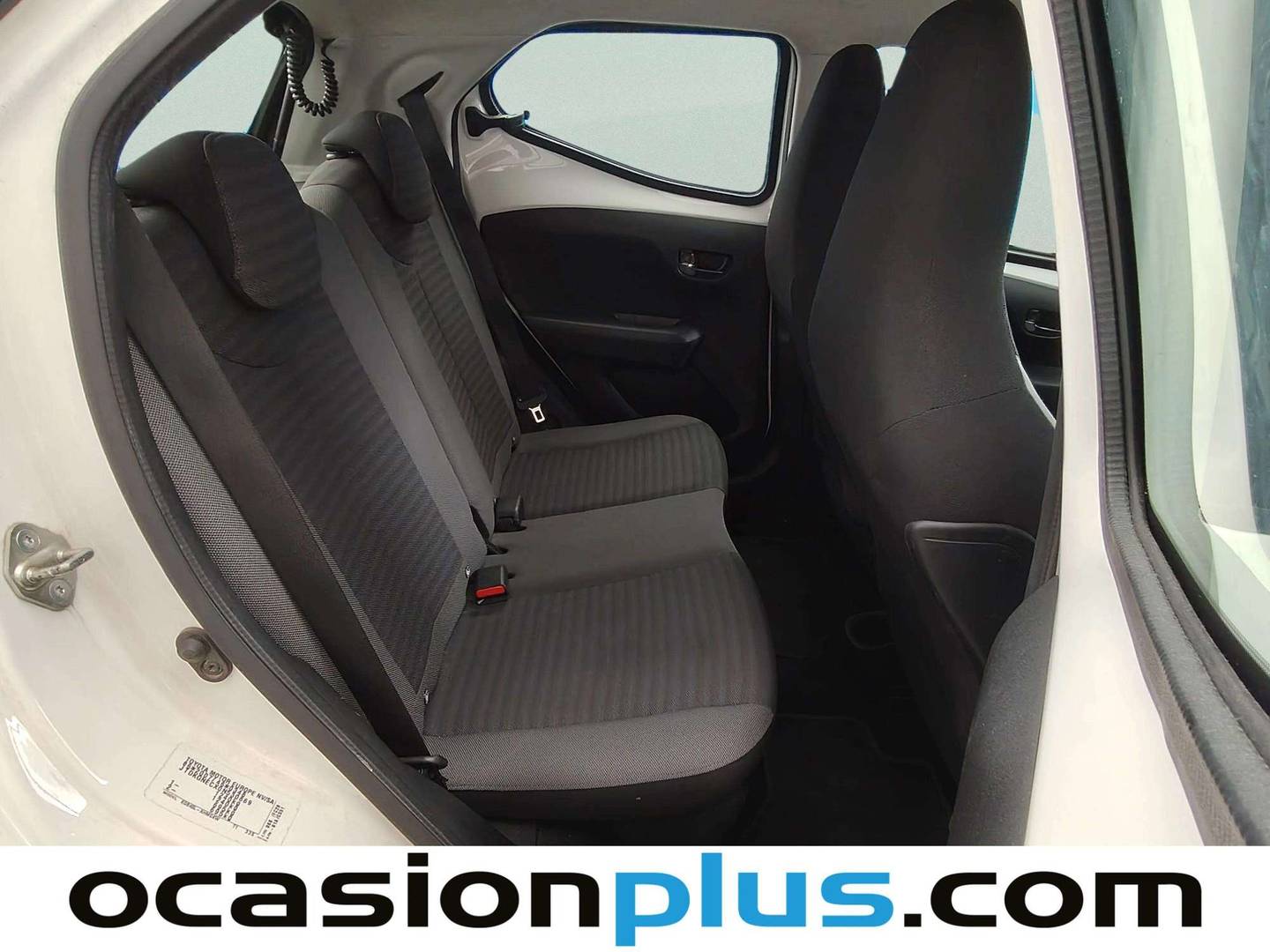 Foto asientos traseros Toyota Aygo Toyota Aygo 1.0 70 x-play (72 CV)