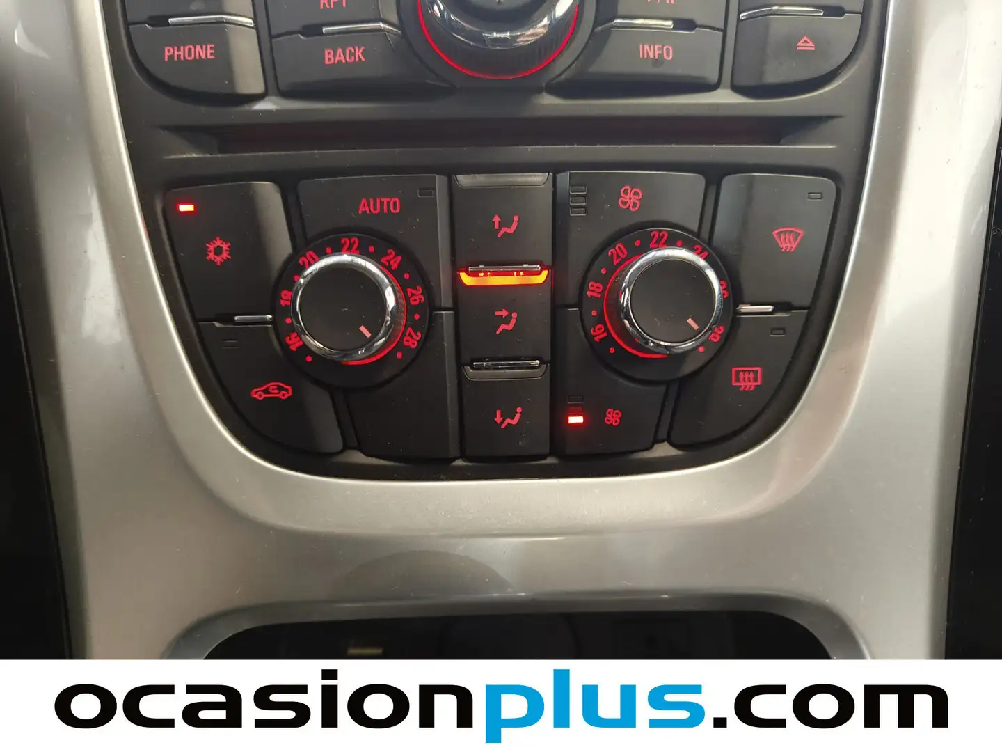 Foto Opel Astra Opel Astra 1.6 Selective 85 kW (115 CV)