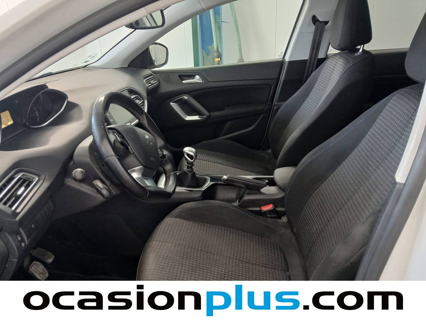 Foto asientos delanteros Peugeot 308 Peugeot 308 BlueHDi 130 S&S Style (130 CV)