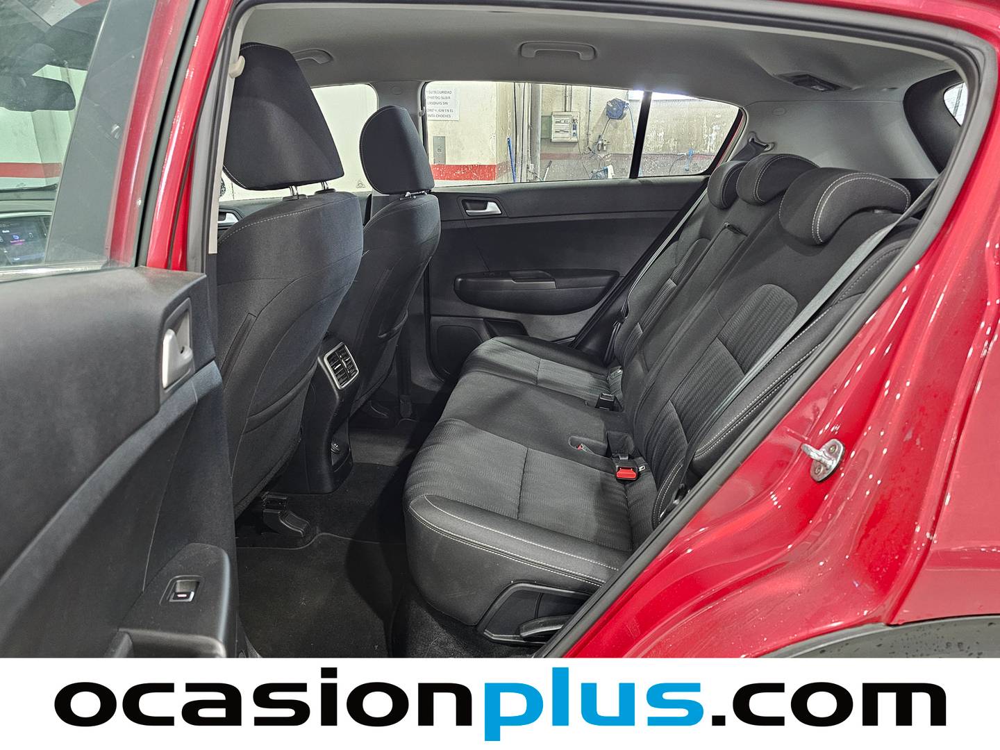 Foto KIA Sportage Kia Sportage 1.6 MHEV Business 4x2 DCT (136 CV)