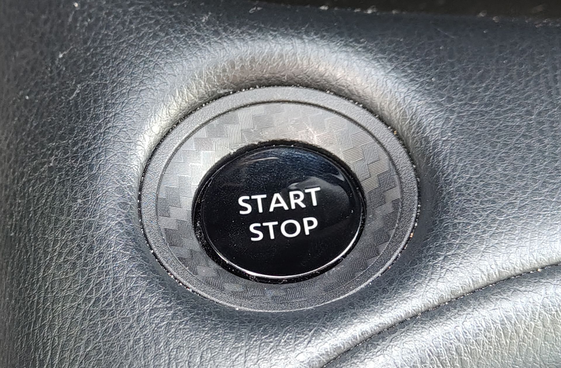 Nissan Juke 1.6 Hybrid N-Connecta - foto 28