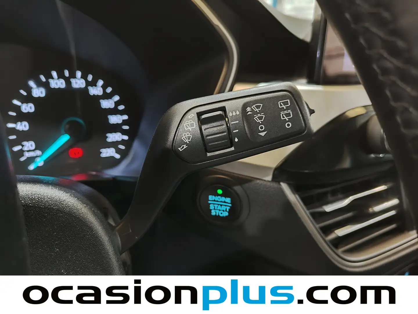 Foto Ford Kuga Ford Kuga 1.5 EcoBlue Trend (120 CV)