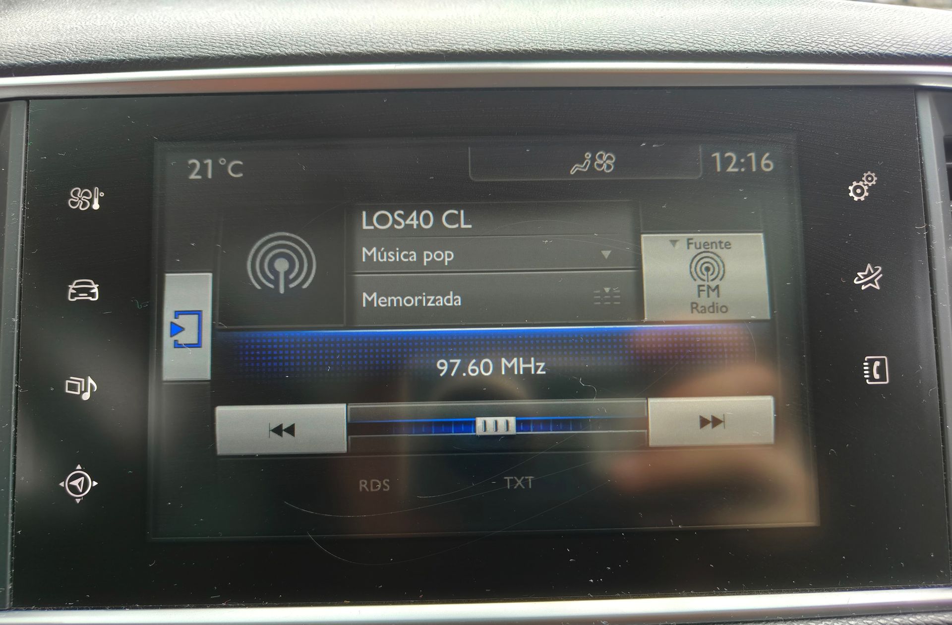 Peugeot 308 SW 2.0 BlueHDi Allure - foto 39