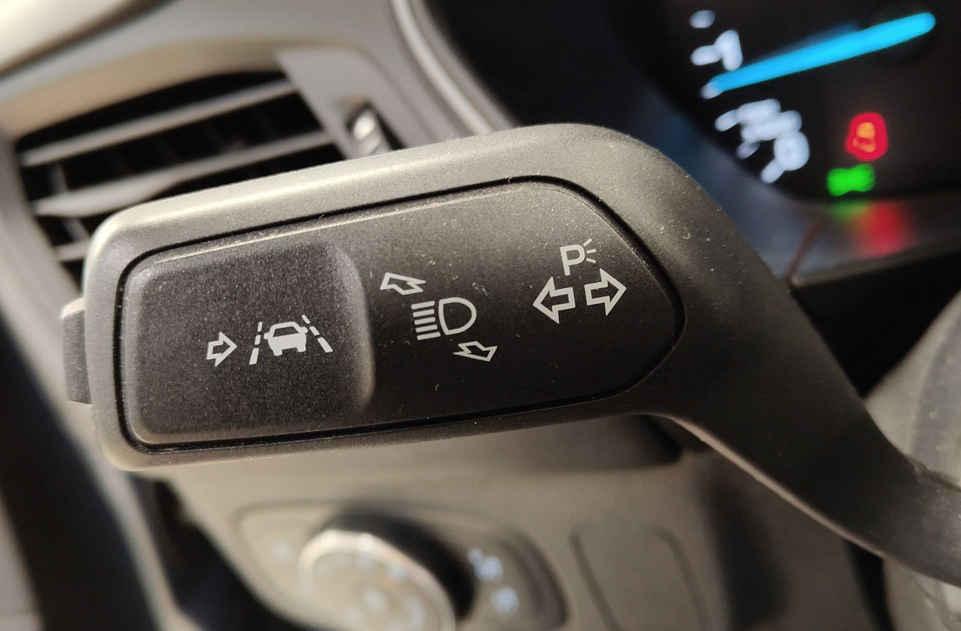 Ford Focus 1.5 EcoBlue Trend+ - foto 20