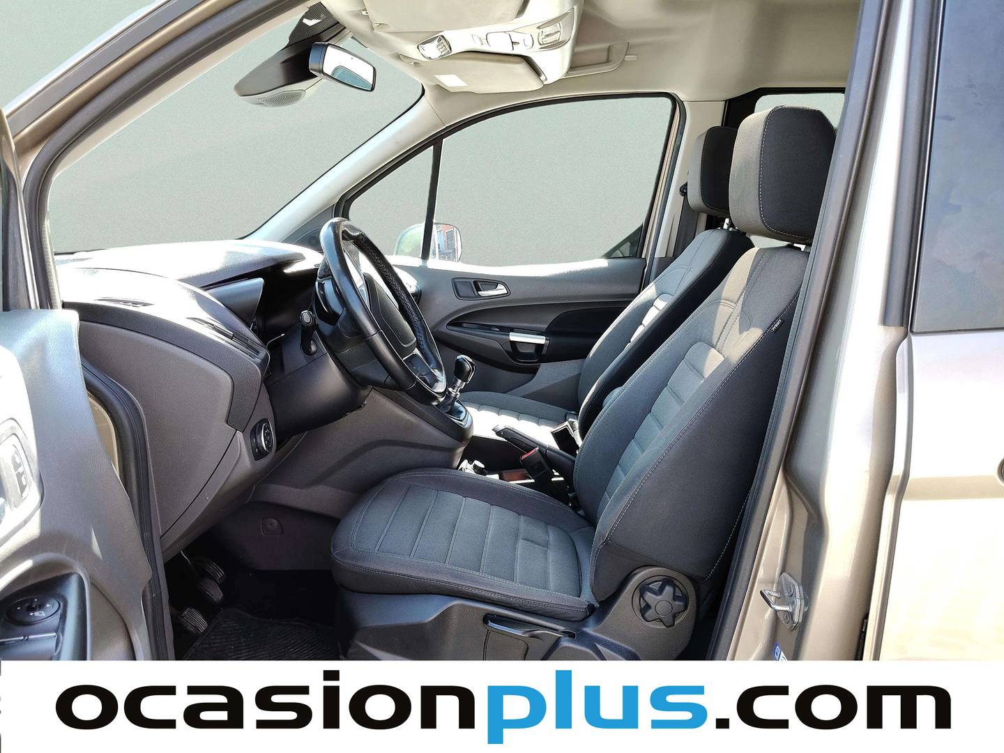 Foto asientos delanteros Ford Grand Tourneo Connect Ford Grand Tourneo Connect 1.5 TDCi Titanium (120 CV) 7 Plazas