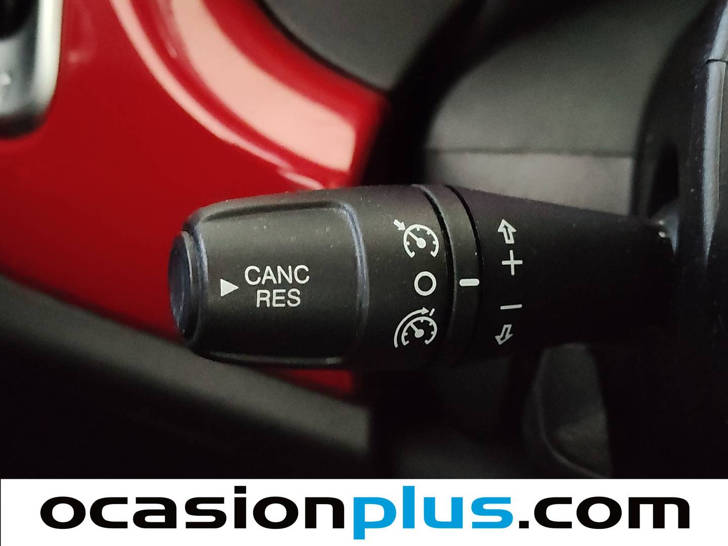 Equipamiento del Fiat 500L Fiat 500L 1.3 MultiJet II S&S Pop Star (85 CV)