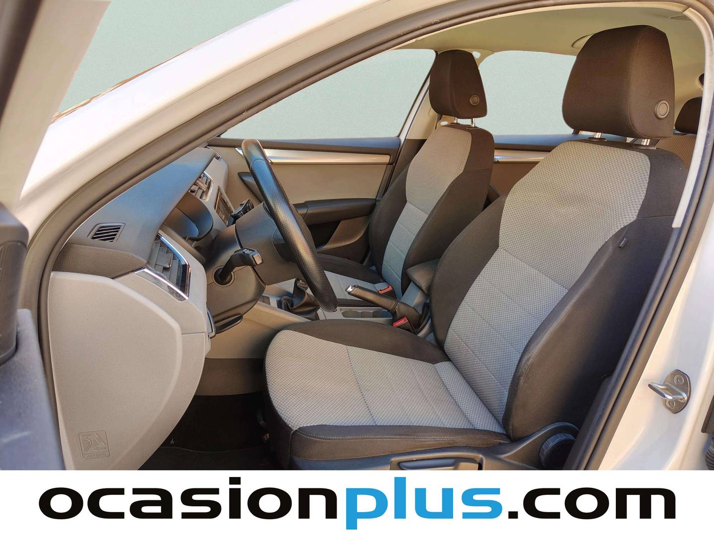 Foto asientos delanteros Skoda Octavia Skoda Octavia 1.4 TSI Ambition (150 CV)