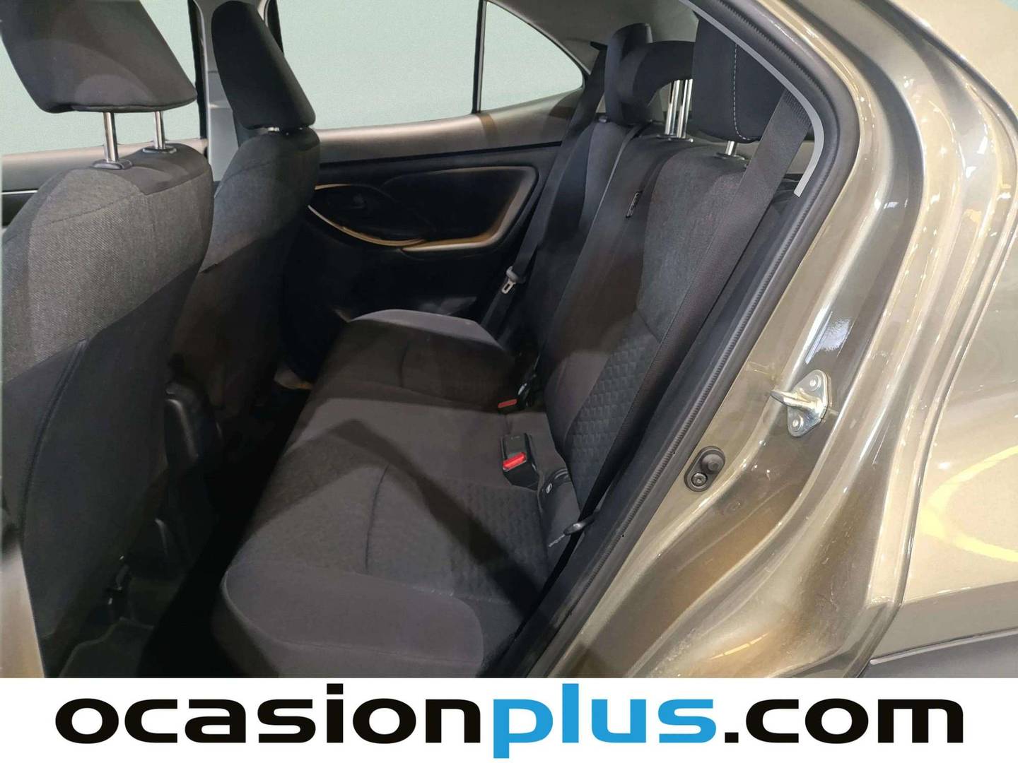 Foto asientos traseros Toyota Yaris Cross Toyota Yaris Cross 120H Business plus (116 CV)