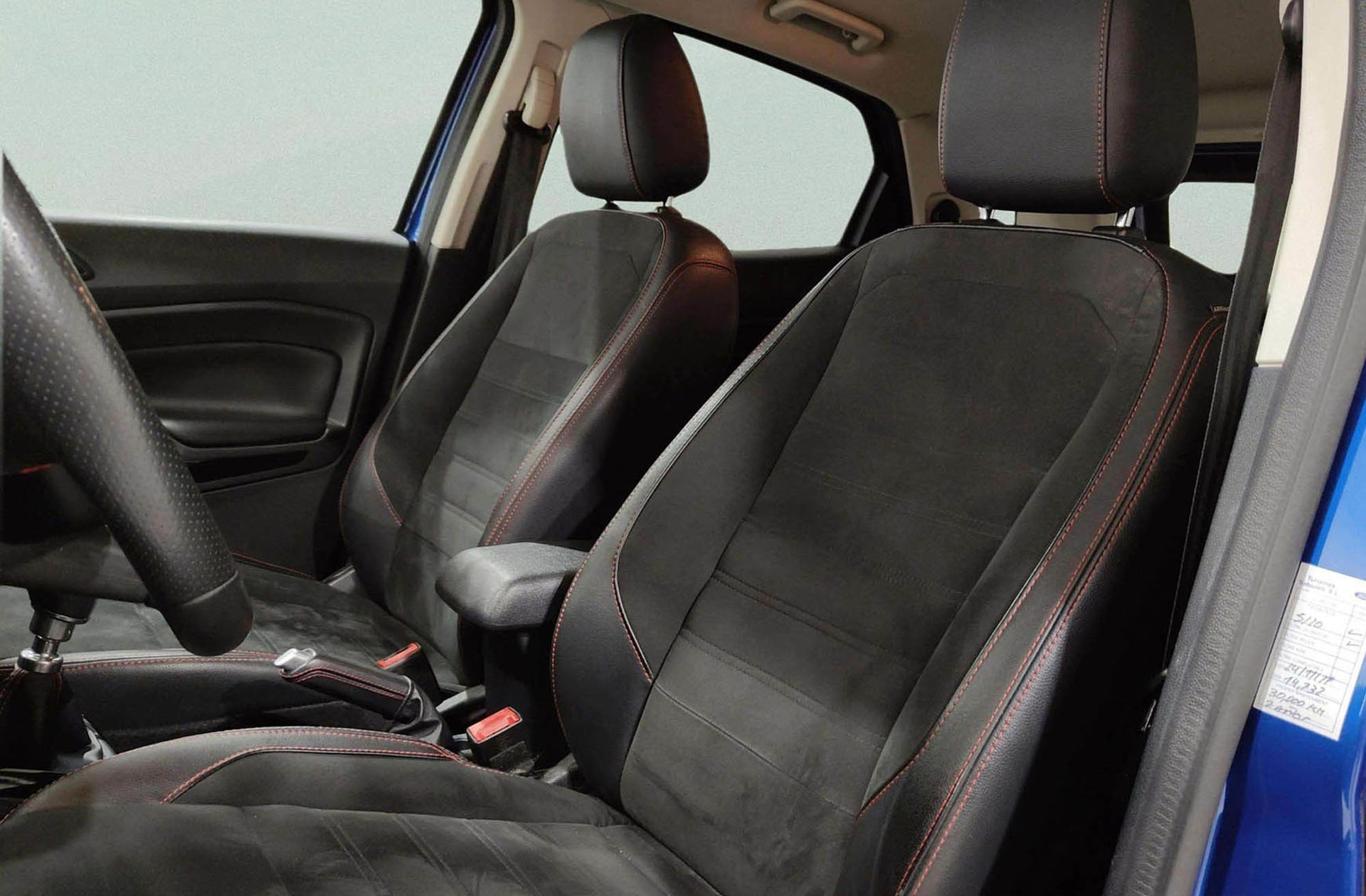 Ford EcoSport 1.0T EcoBoost ST Line - foto 8