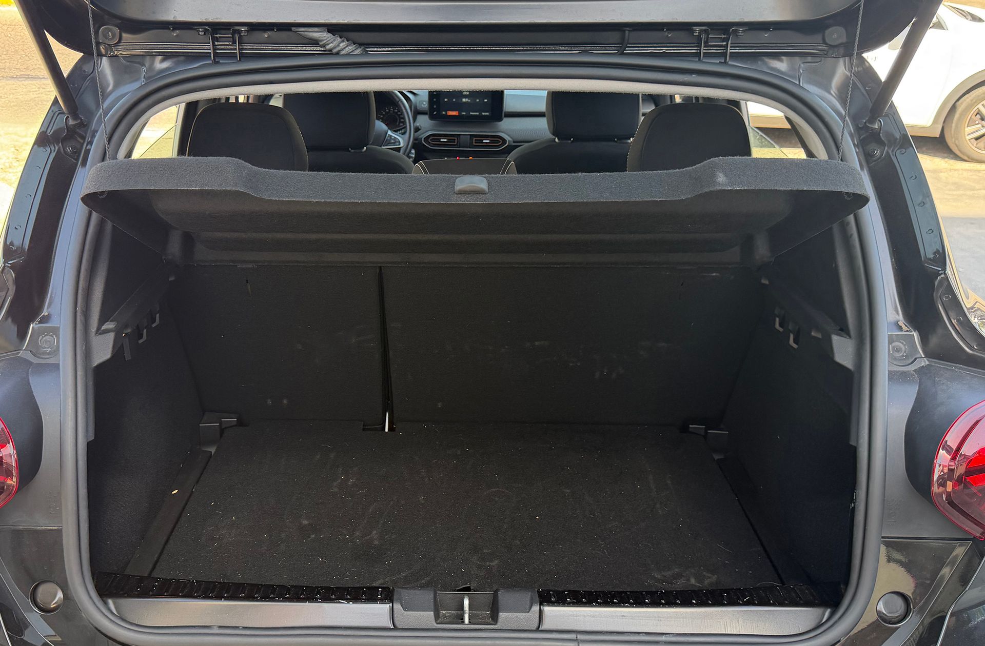Dacia Sandero Stepway Expression Go TCe - foto 20