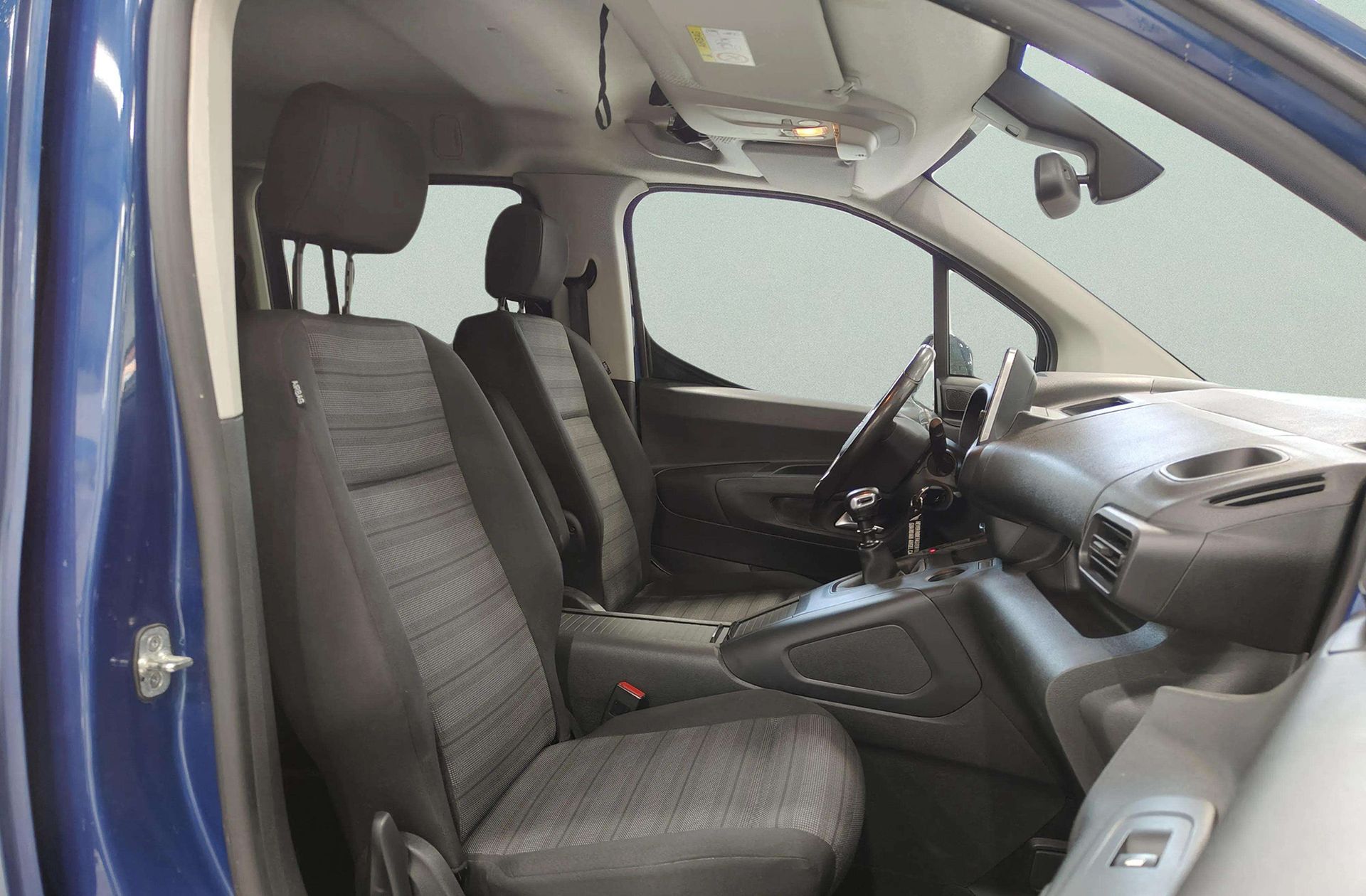 Opel Combo 1.5 TD Elegance Plus XL - foto 16
