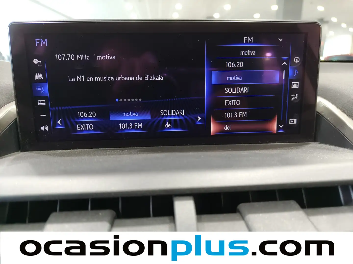 Foto Lexus NX Lexus NX Business Navigation 2WD  (197 CV)
