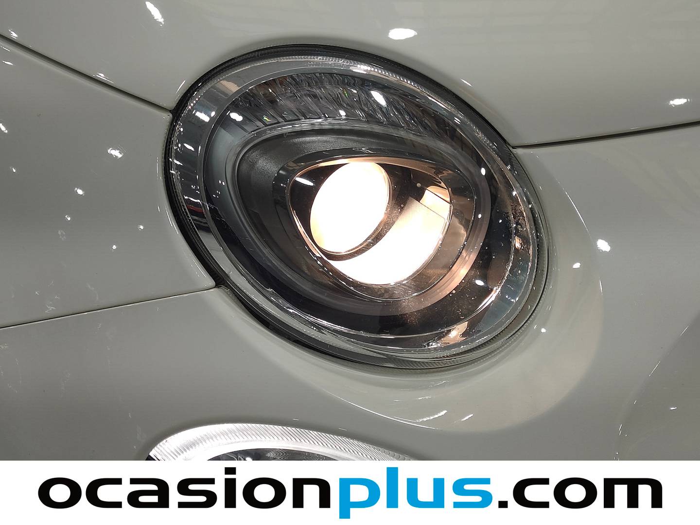 Foto Abarth 500 Abarth 500 1.4 16v T-Jet 595  (165 CV)