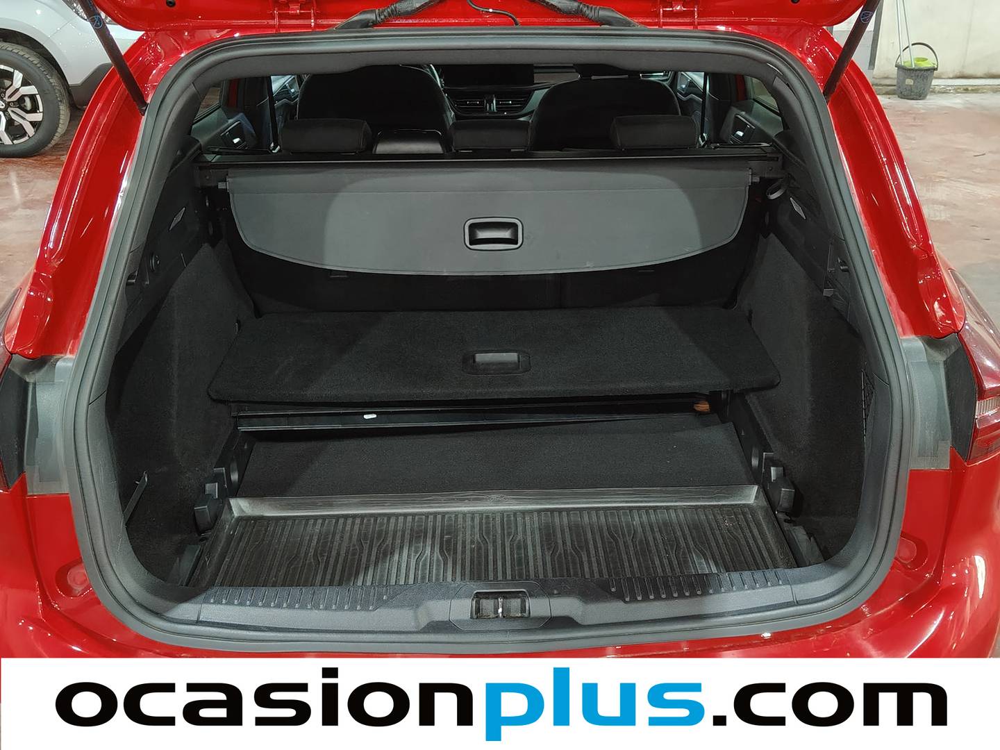 Fotos maletero Ford Focus Ford Focus SportBreak 1.0 Ecoboost MHEV ST-Line Auto (155 CV)