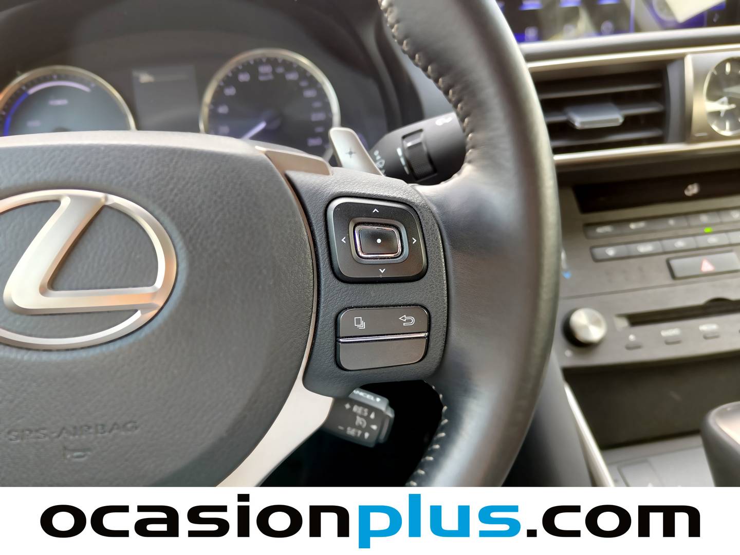 Lexus IS Lexus IS 300h Business (223 CV) al mejor precio