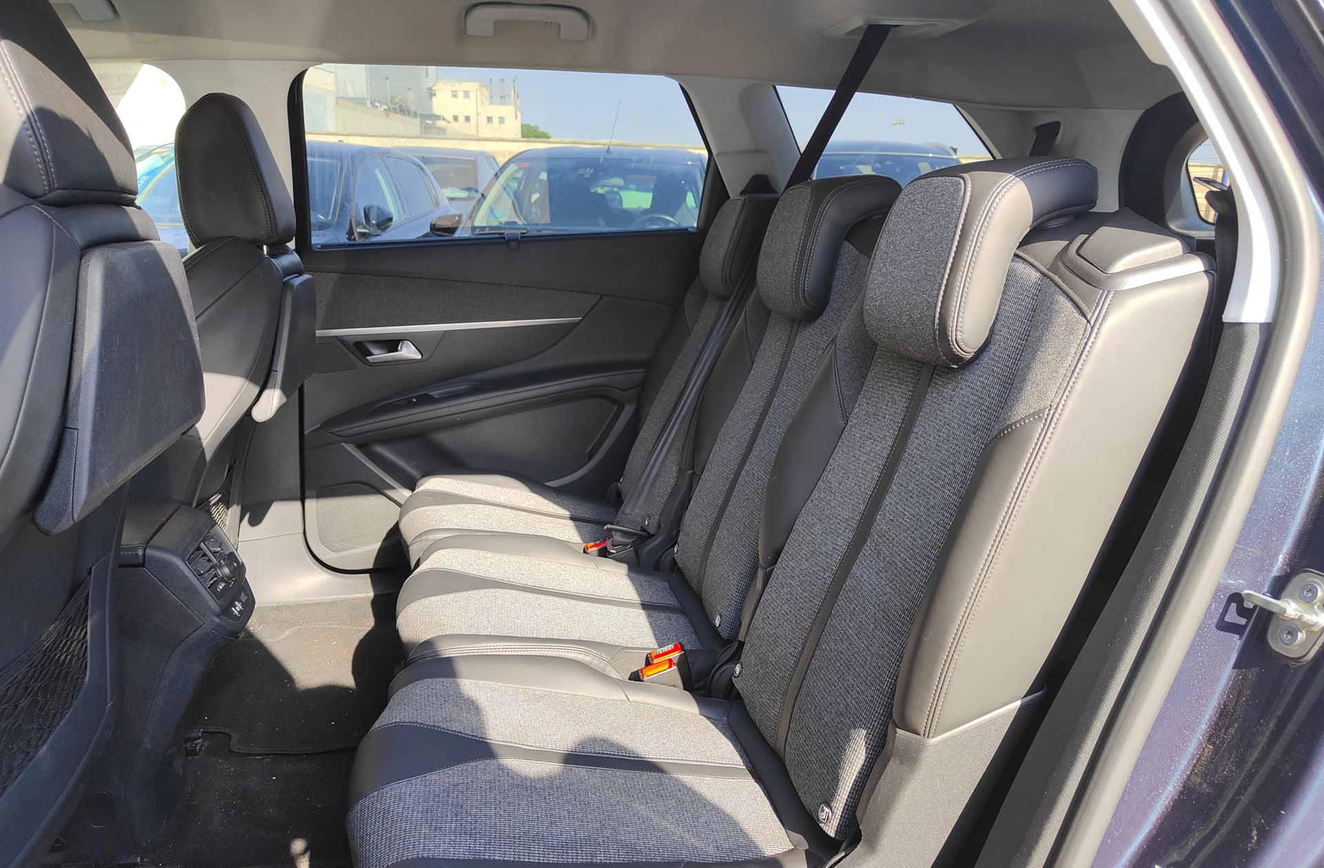Peugeot 5008 PureTech 130 Allure - foto 12