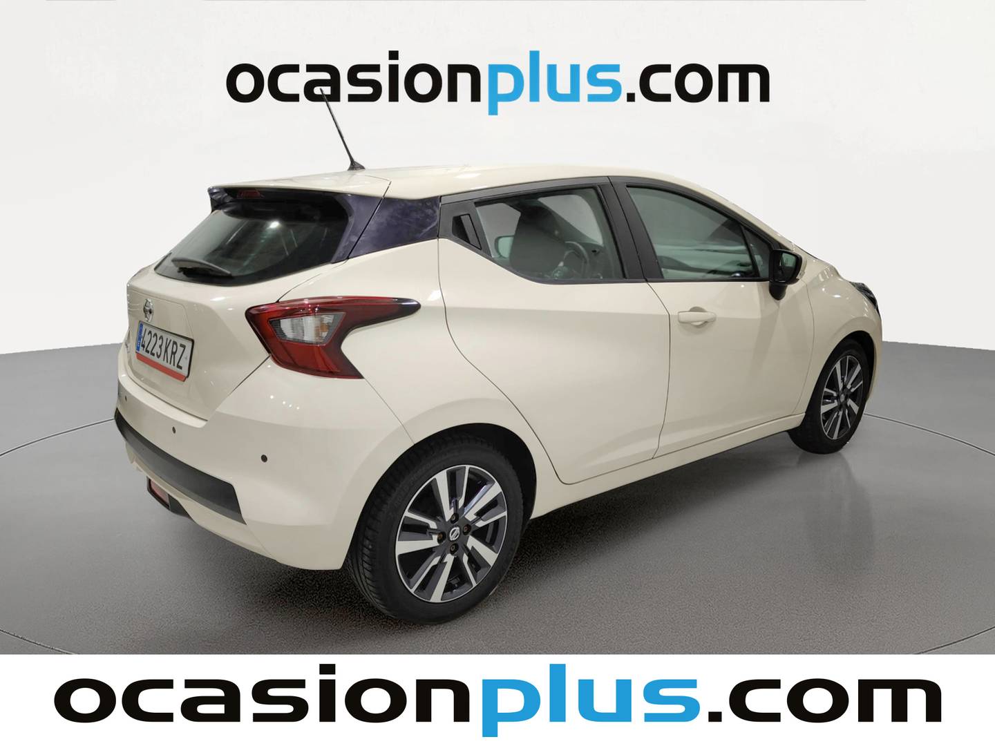 Foto trasera Nissan Micra Nissan Micra 1.0 G Acenta (71 CV) derecha