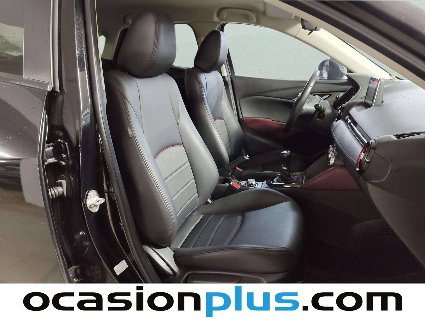 Foto Mazda CX-3 Mazda CX-3 1.5 DE SKYACTIV Luxury 2WD 77 kW (105 CV)