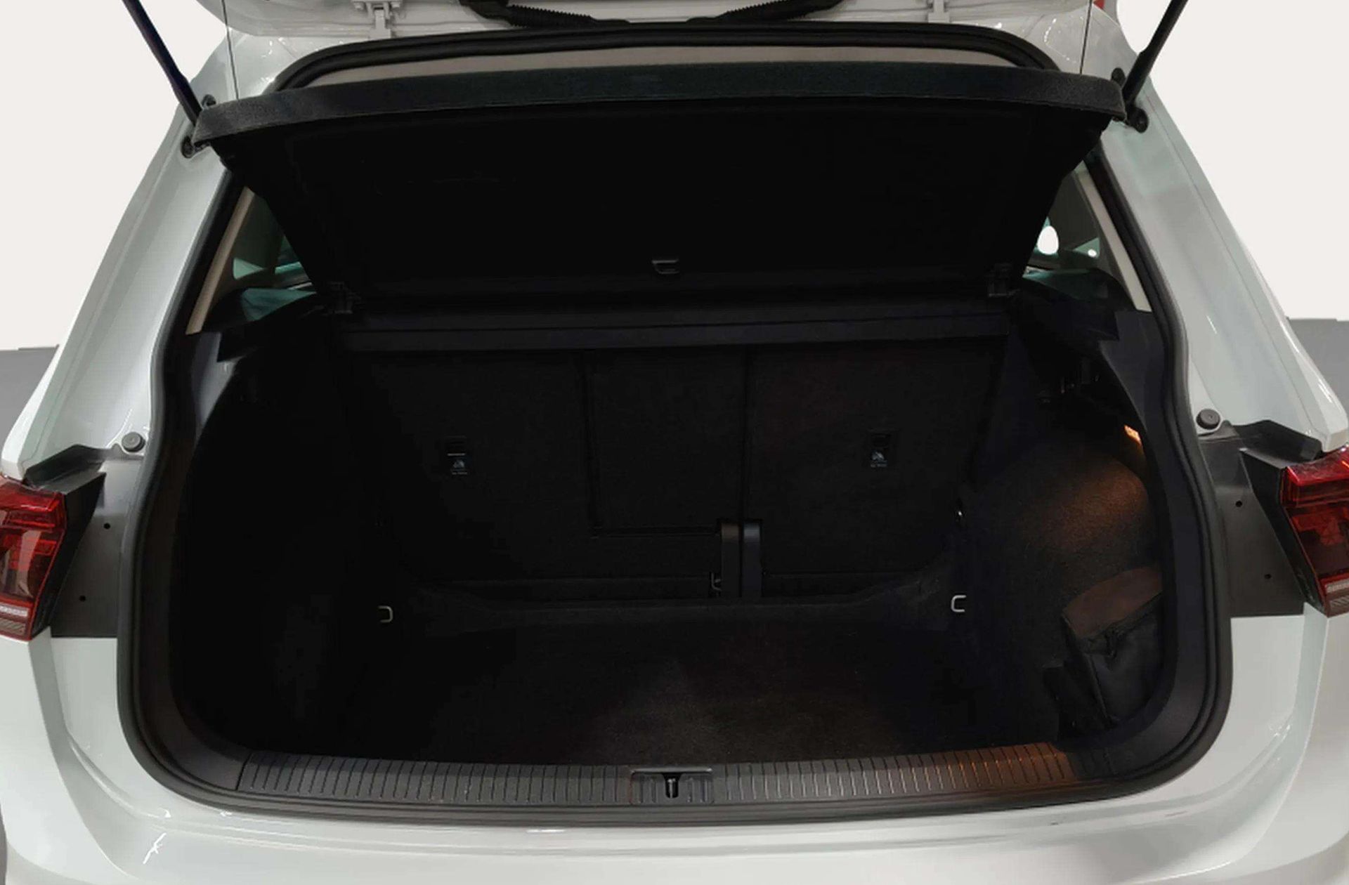 Volkswagen Tiguan Sport 1.5 TSI DSG Pack R-Line - foto 19