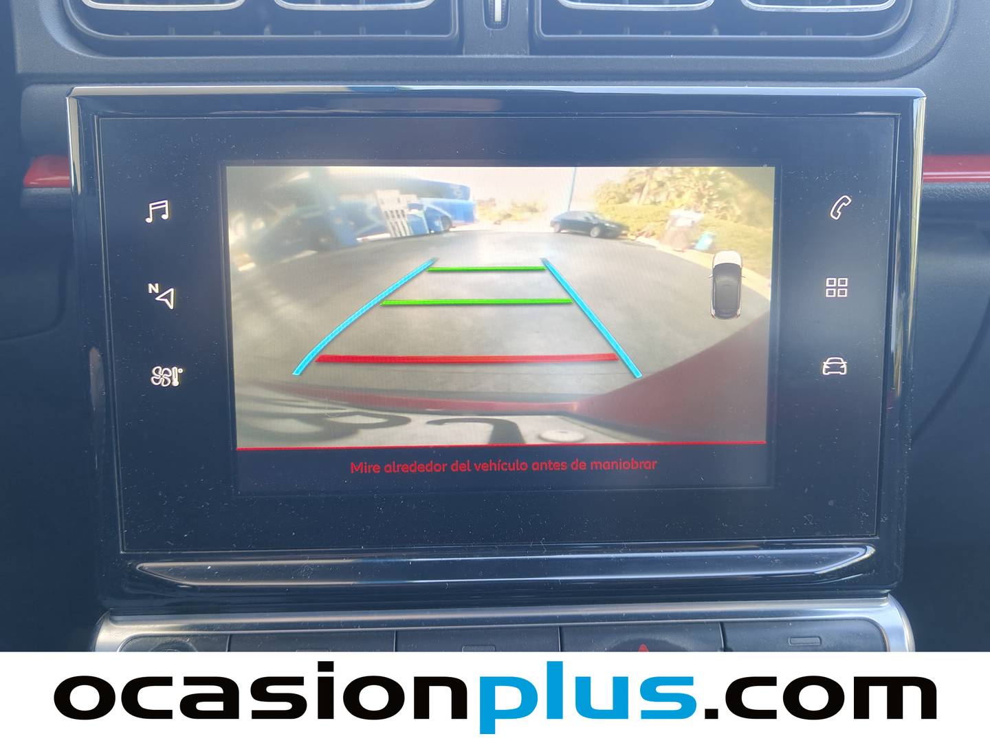 Extras y acabados del Citroën C3 Citroën C3 BlueHDi 75 S&S Shine (75 CV)