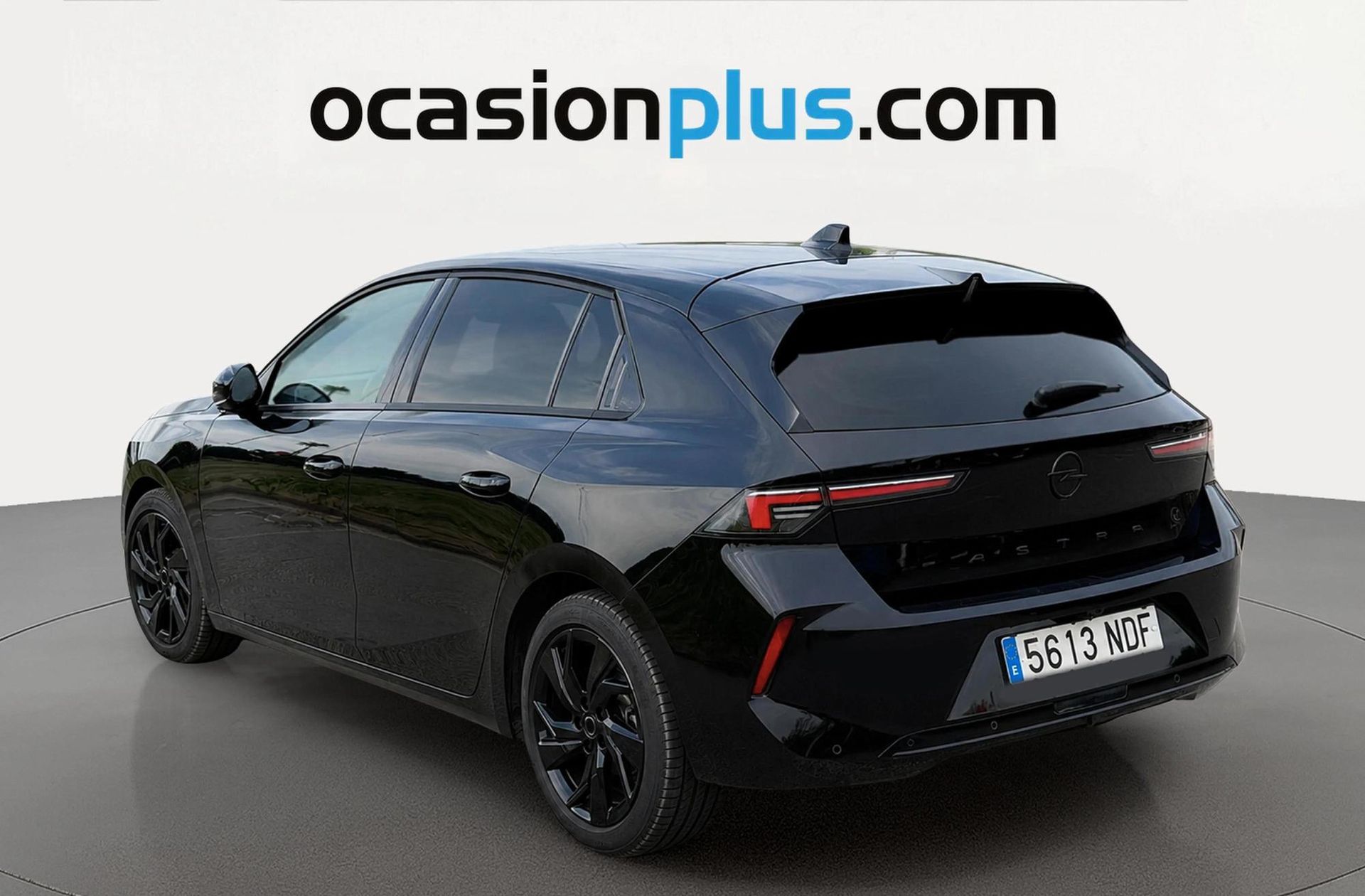 Opel Astra 1.2 Turbo XHT GS - foto 3