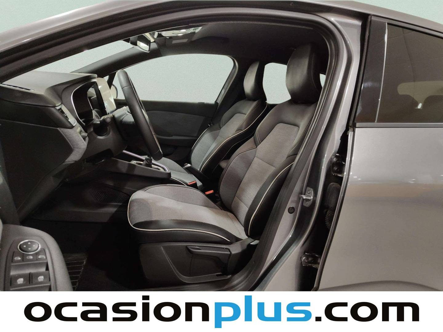 Foto asientos delanteros Renault Clio Renault Clio Techno TCe (90 CV)