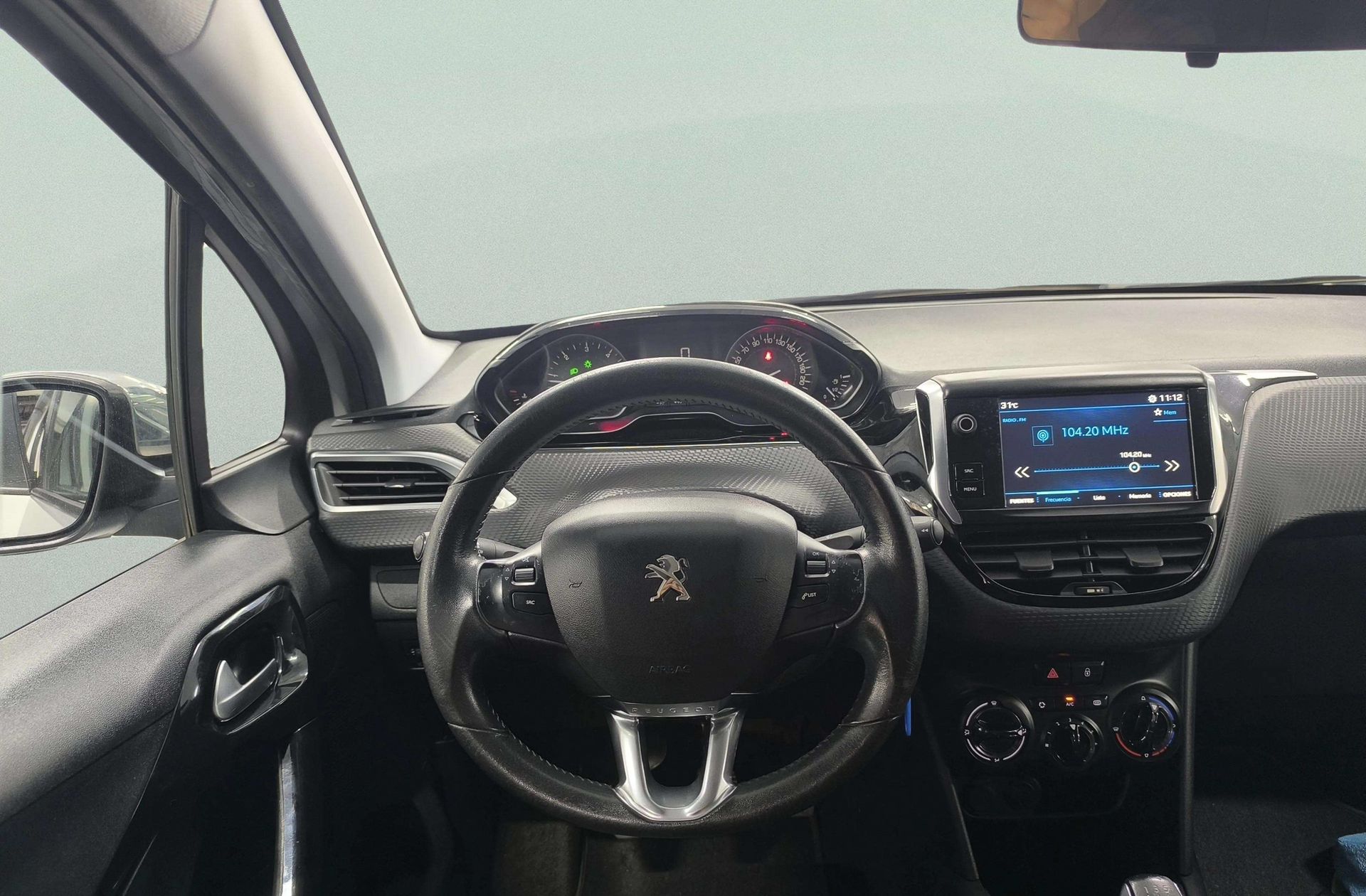 Peugeot 208 1.6 BlueHDi Style - foto 17