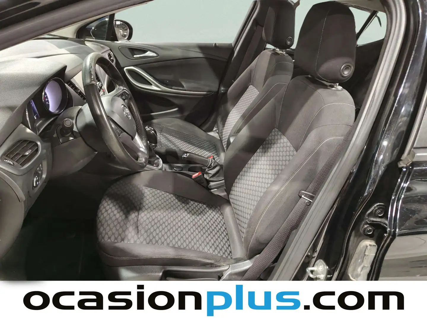 Foto Opel Astra Opel Astra 1.2 Turbo SHL Edition (110 CV)