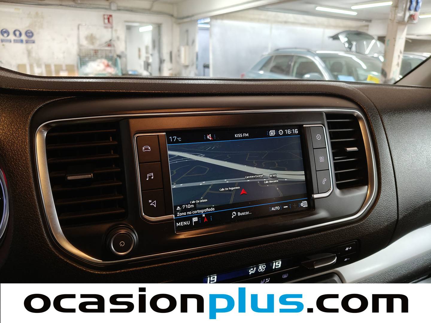 Equipamiento del Peugeot Traveller Peugeot Traveller 2.0 BlueHDi Business Long EAT8 (180 CV) 9 Plazas