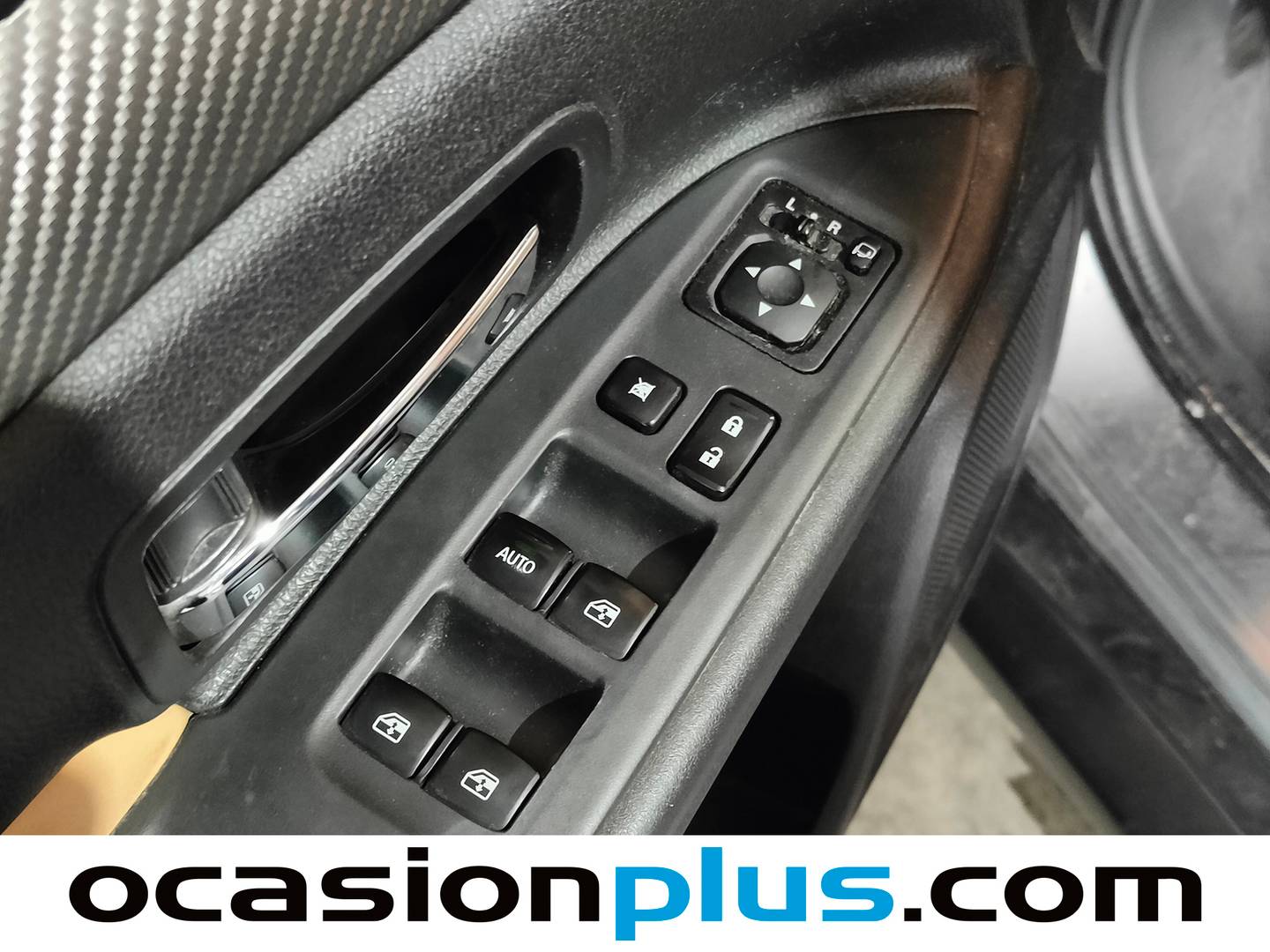 Mitsubishi Outlander Mitsubishi Outlander 200 MPI Motion 2WD CVT (150 CV) seminuevo