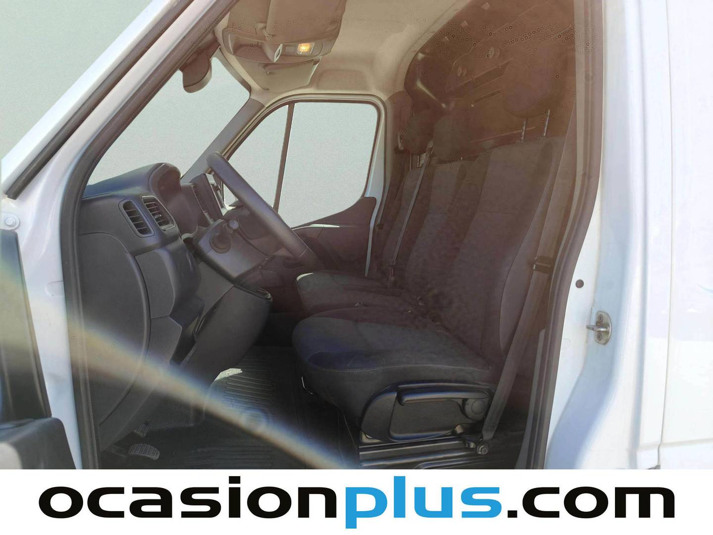 Foto asientos delanteros Renault Master Renault Master Furgon L3H2 3500 RS Energy Blue dCi (145 CV)