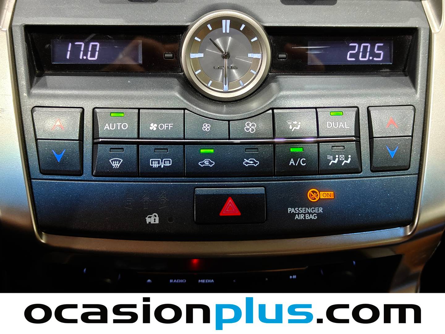 Lexus NX Lexus NX 300h Corporate 2WD + Navibox (197 CV) de segunda mano