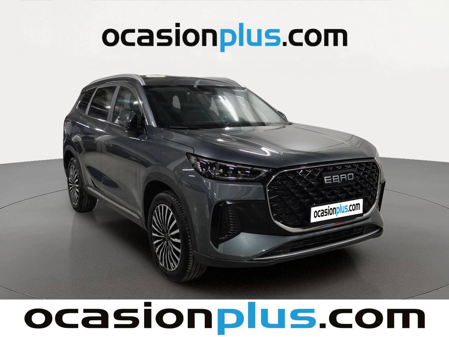 Foto delantera EBRO S800 EBRO S800 1.6 TGDI Premium DCT (147 CV) 7 Plazas derecha