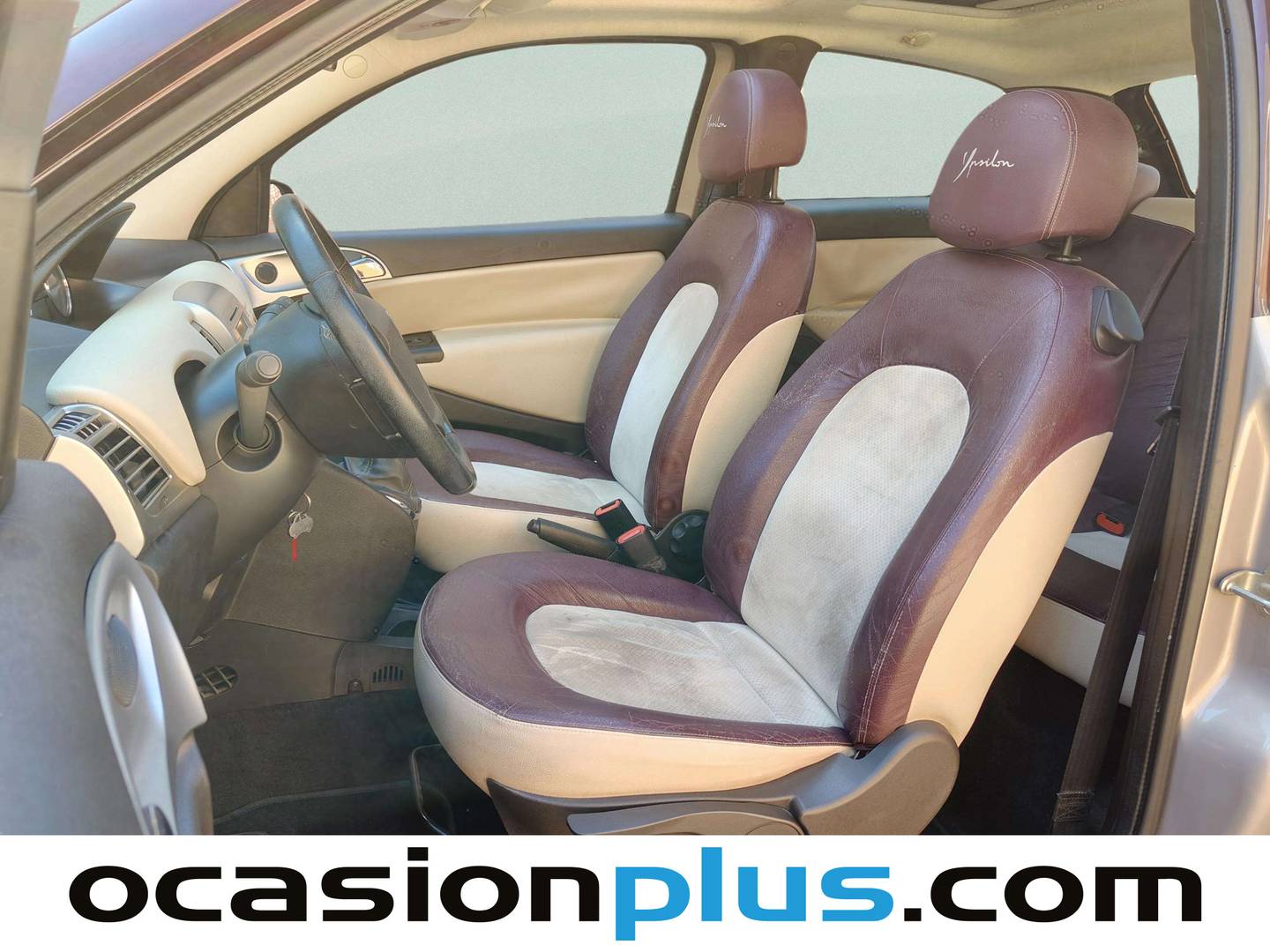 Foto asientos delanteros Lancia Ypsilon Lancia Ypsilon 1.4 8v Oro (77 CV)