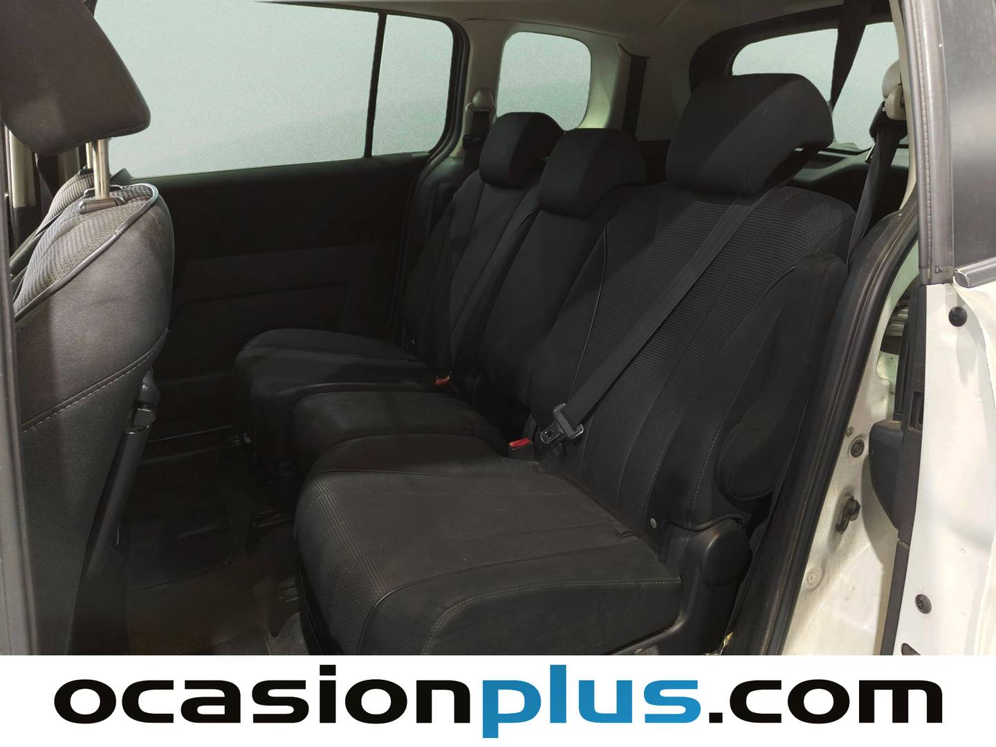 Fotos maletero Mazda Mazda5 Mazda Mazda 5 1.6 CRTD Sakura (115 CV) 7 Plazas