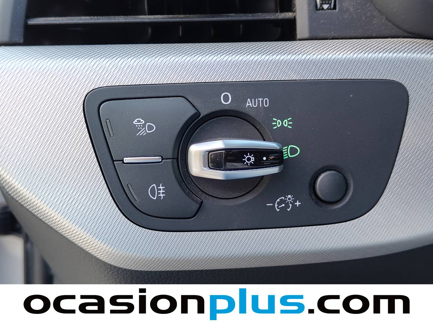 Foto Audi A4 Audi A4 Avant S line edition 2.0 TDI (150 CV)