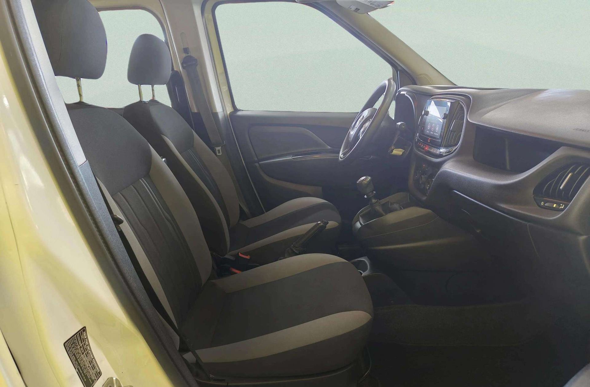 Fiat Doblò 1.6 MultiJet SX - foto 16