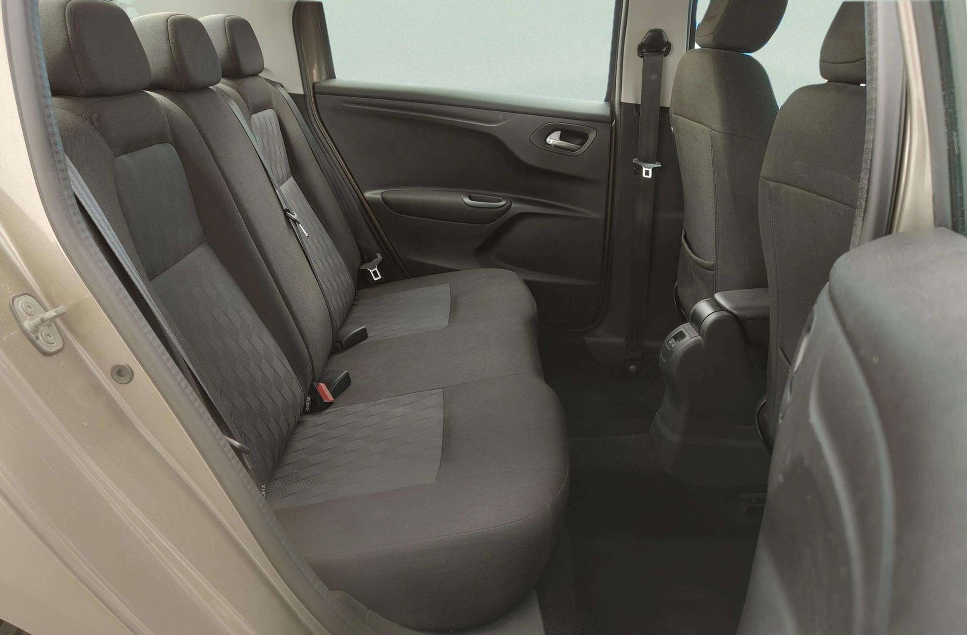 Citroën C-Elysée PureTech 82 Shine - foto 17