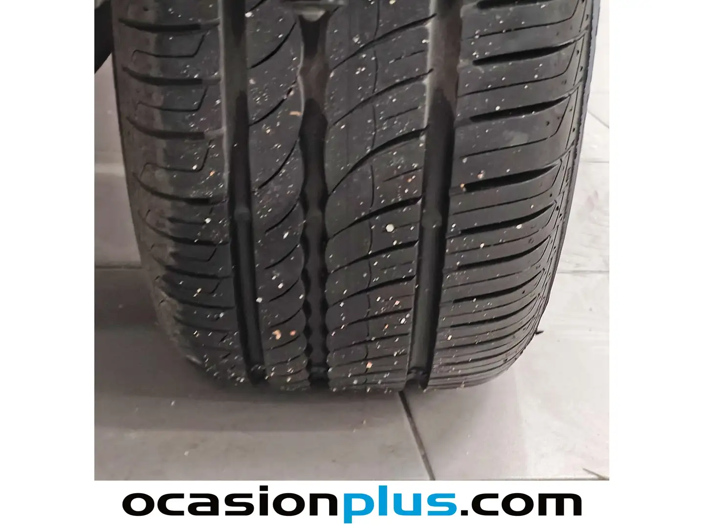 Foto Citroën C3 Citroen C3 VTI 82 Tonic (82 CV)