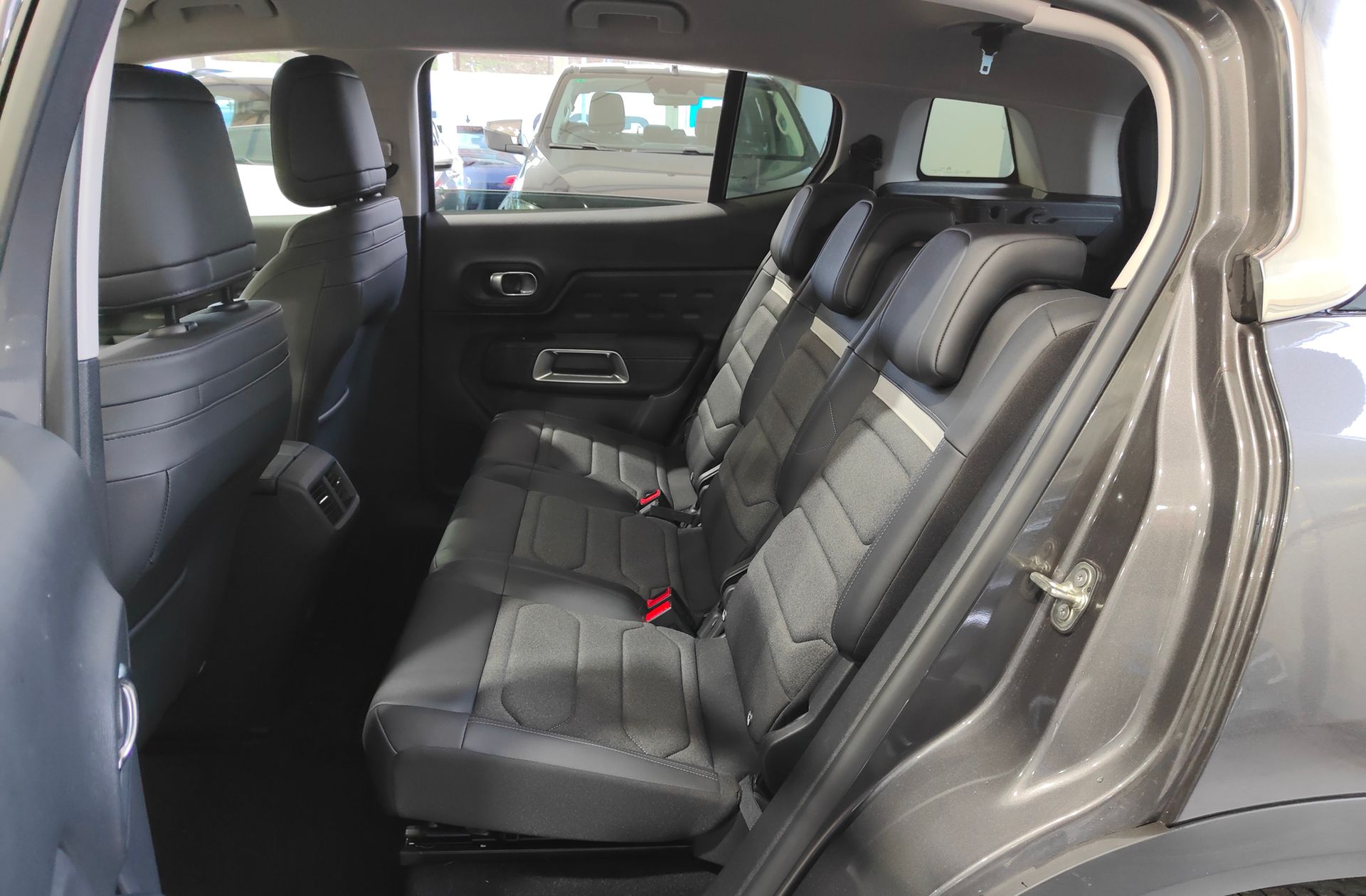 Citroën C5 Aircross Plug-in Hybrid 180 Plus e-EAT8 - foto 12