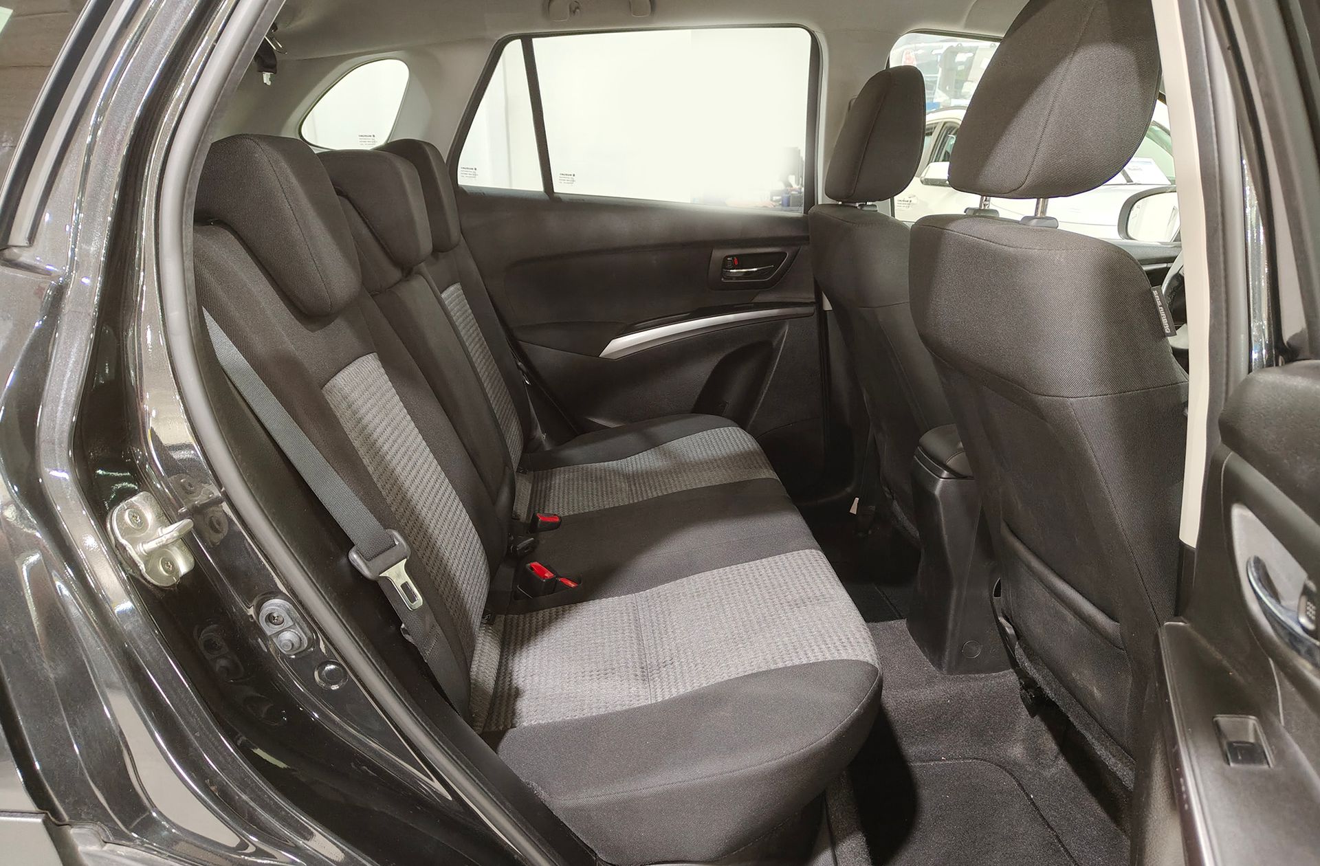 Suzuki S-Cross 1.4T Mild Hybrid S2 4WD - foto 14