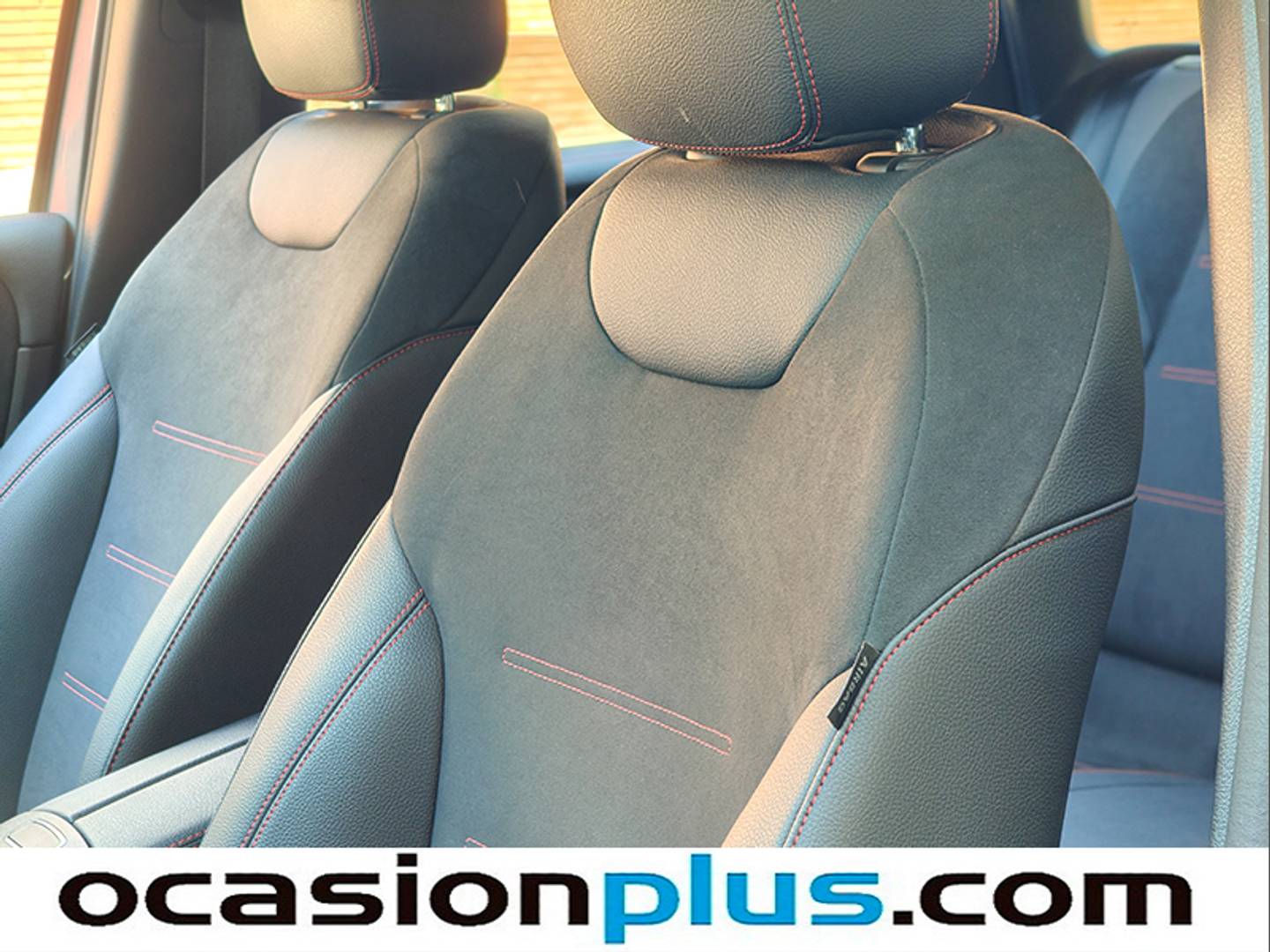 Foto Mercedes Clase B Mercedes-Benz Clase B 250 e  (218 CV) Pack AMG