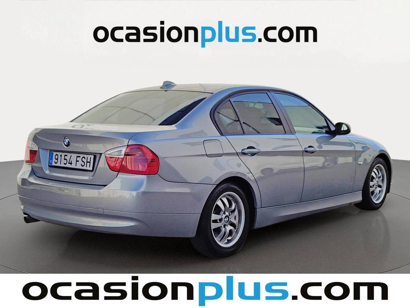 Foto trasera BMW Serie 3 BMW Serie 3 320d (163 CV) derecha