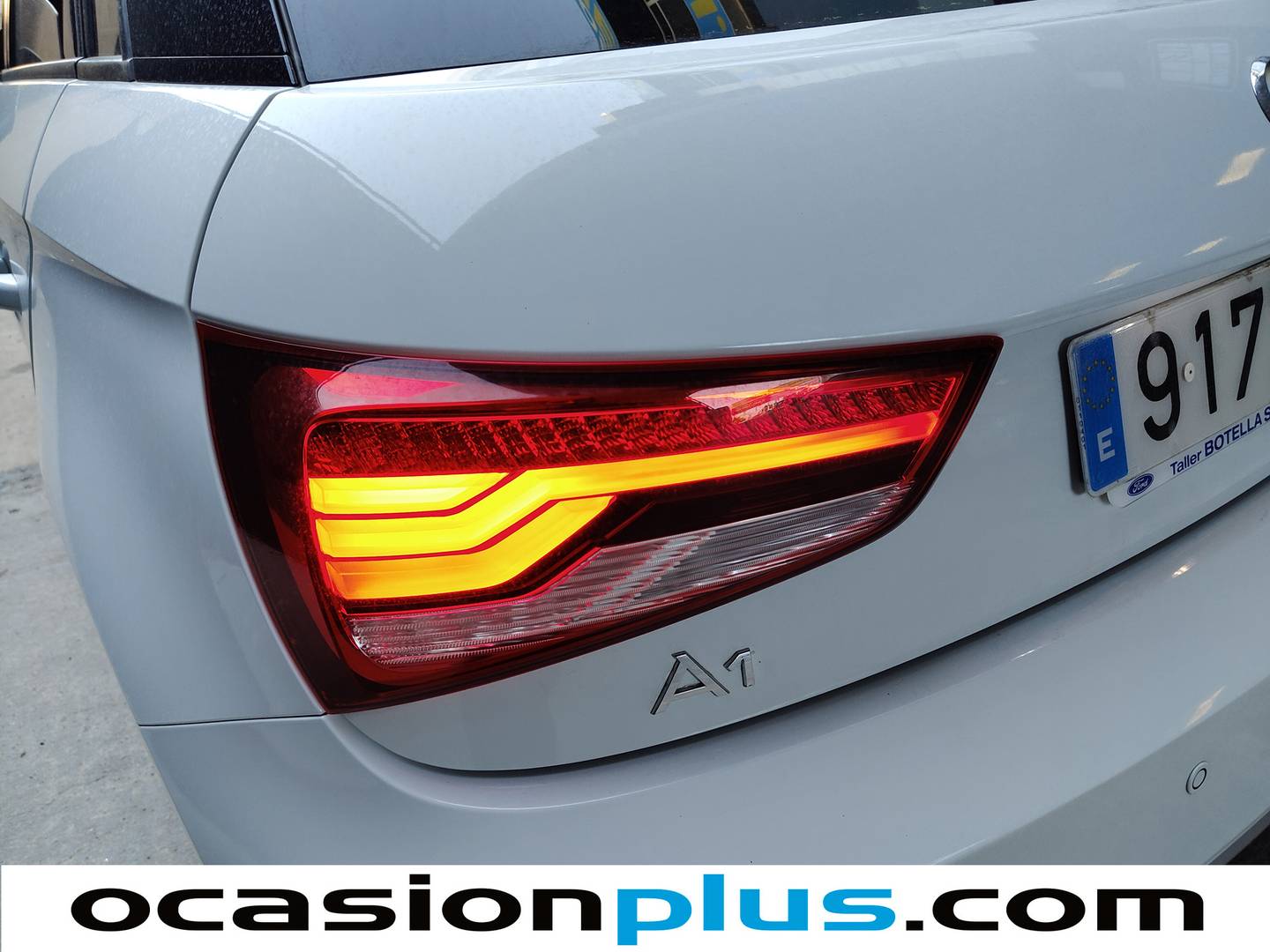 Extras del Audi A1 Audi A1 Sportback Sportback Adrenalin 1.4 TDI ultra (90 CV) S tronic Pack S-Line