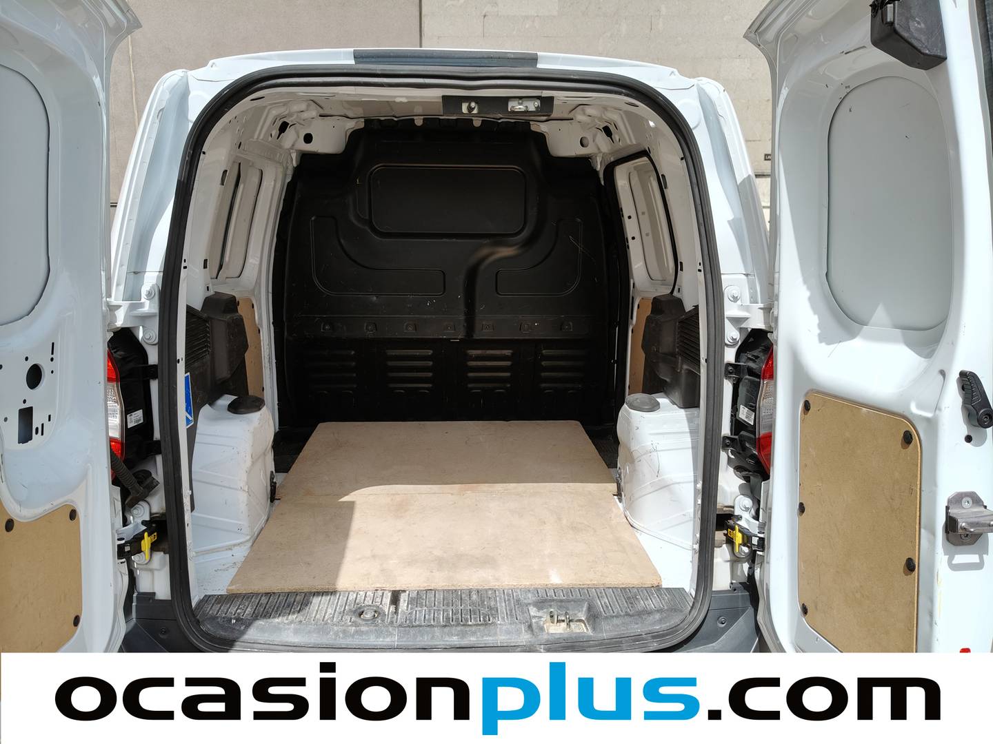 Foto asientos traseros Ford Transit Courier Ford Transit Courier Furgon 1.5 TDCI Trend  (100 CV)